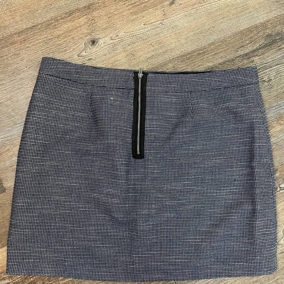 GAP SKIRT SIZE 12 - Picture 4 of 5